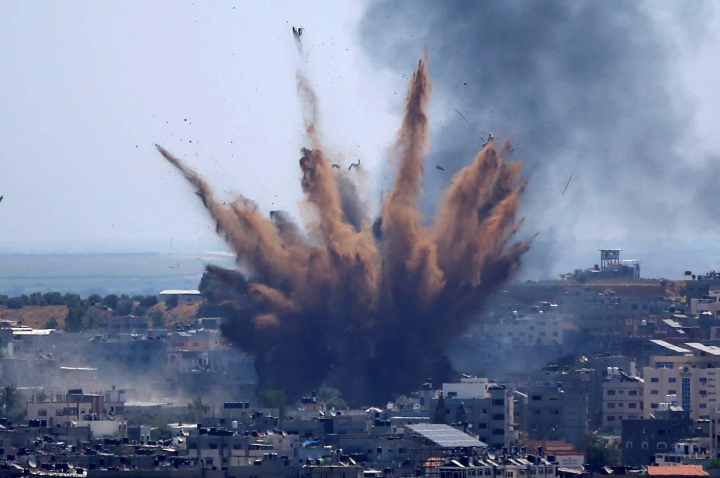 Israel bomber Gaza, den 13. maj 2021. Foto: Hatem Moussa/AP Photo/NTB.